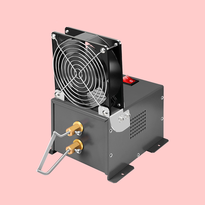 เครื่องตัดลวดสลิงที่นั่งผ้าพร้อมพัดลมระบายความร้อน 110-240V